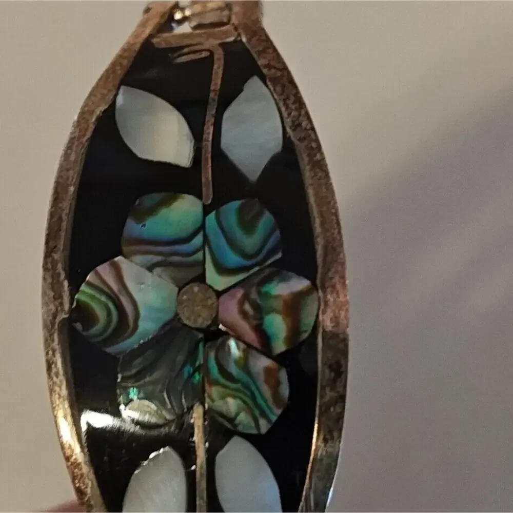 VTG Mexican Silver Hinged Bangle Bracelet Inlaid Flower Mother‎ of Pearl Childs